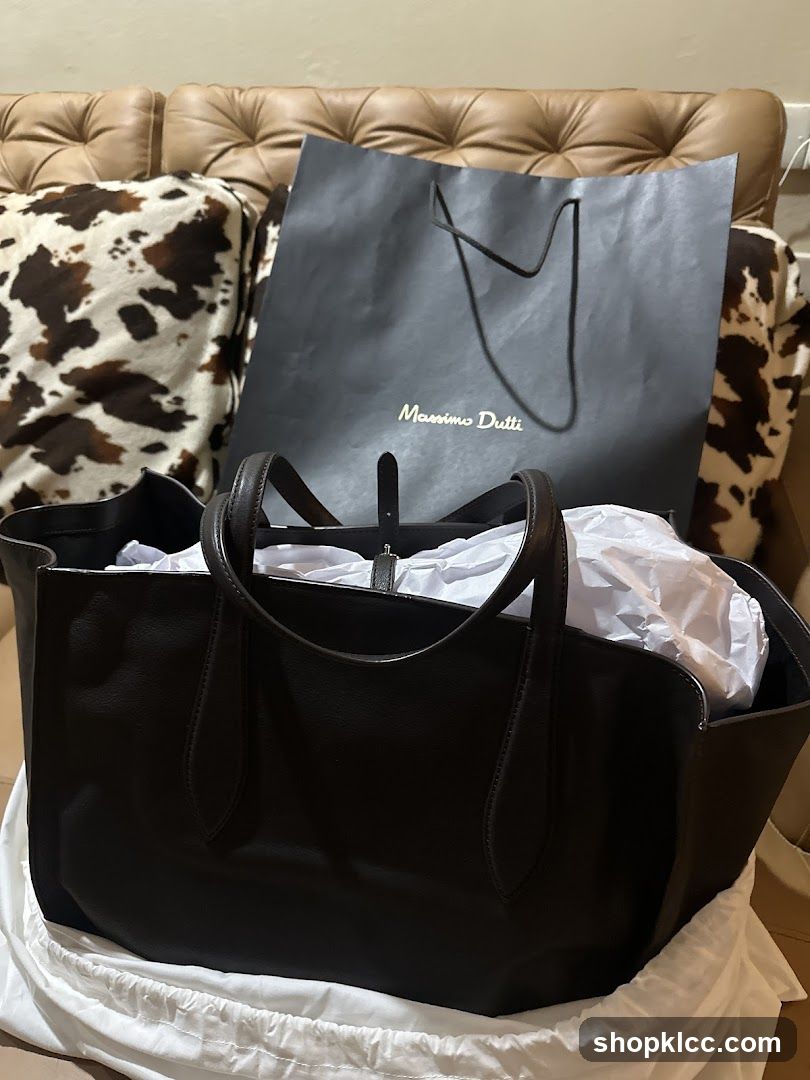 Massimo Dutti Shopping Bag and Tote