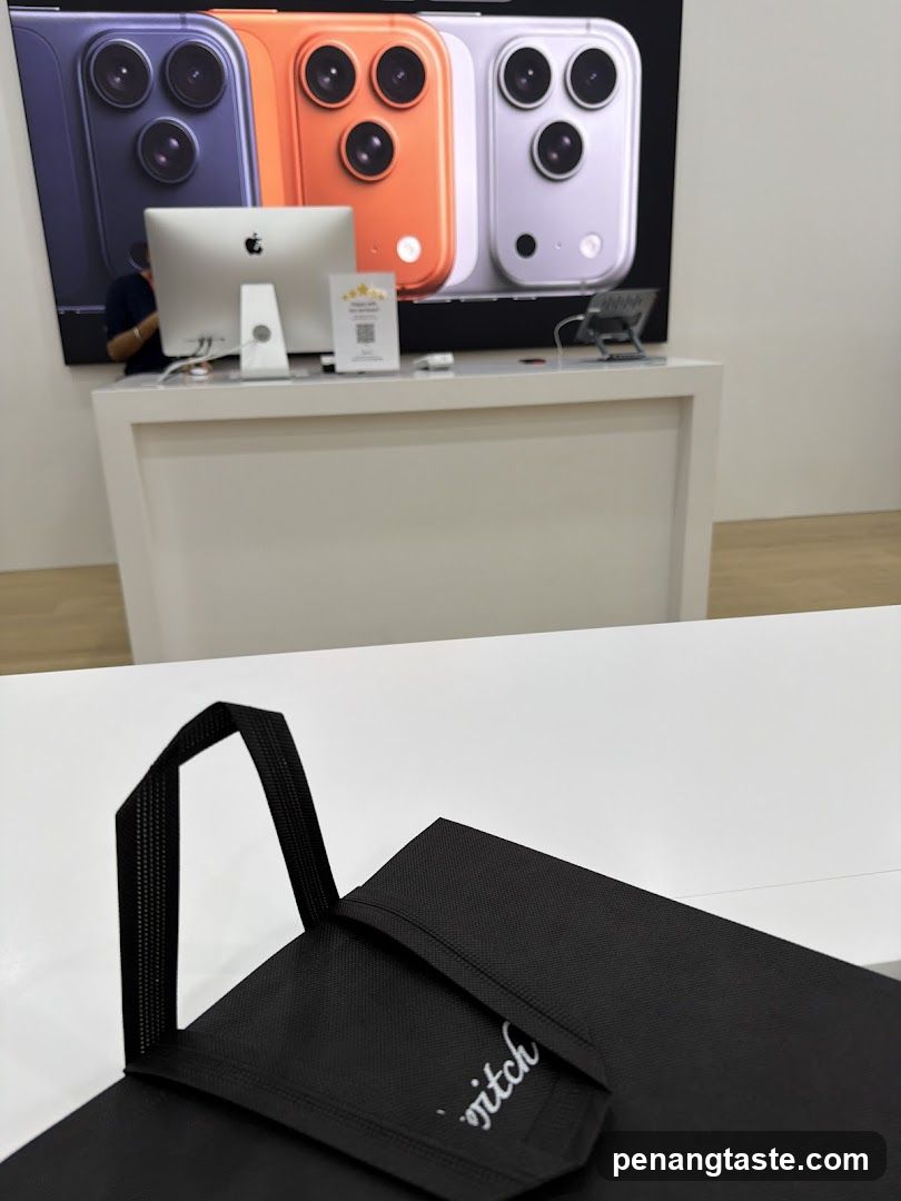 Apple Store Display