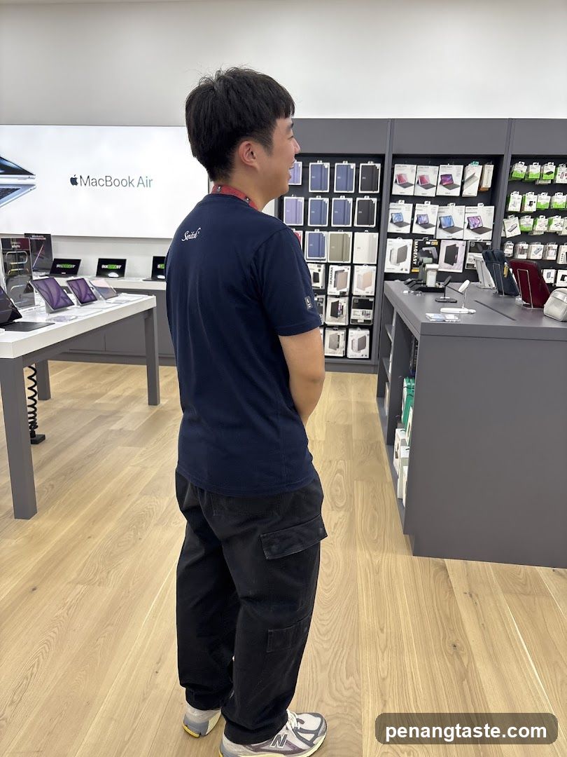 Apple Store Interior
