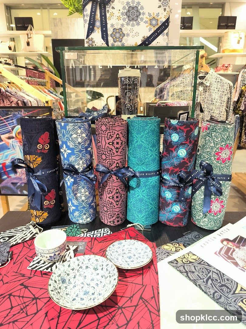Kapten Batik Display
