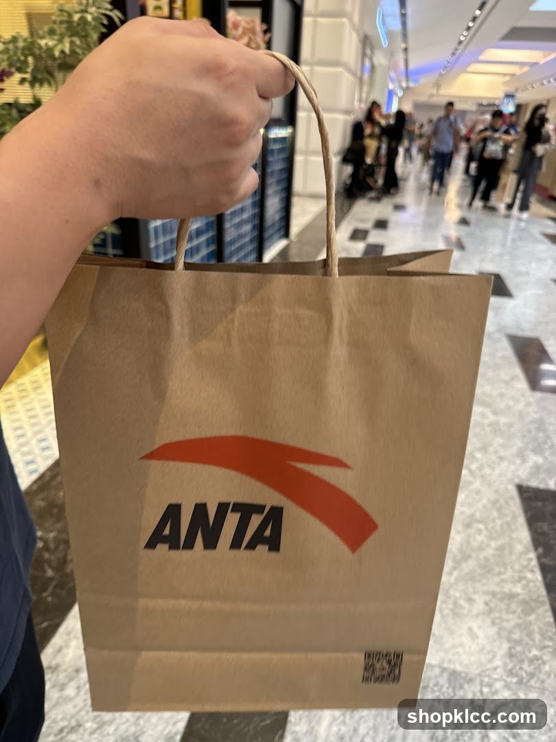 Shopping Bag with ANTA Logo