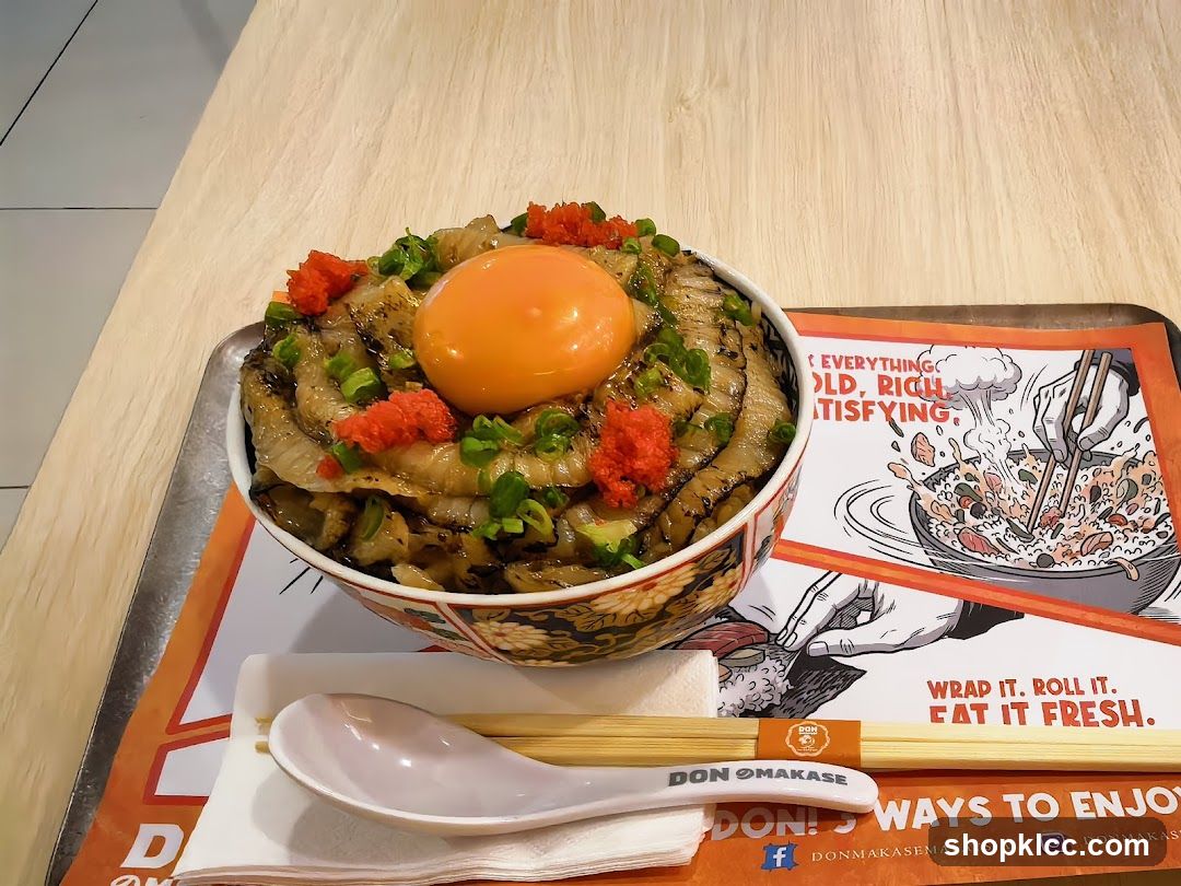 Donburi with Egg and Toppings