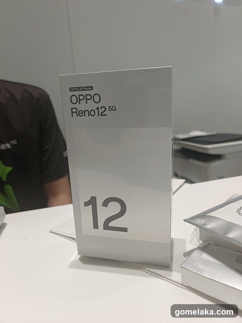 OPPO Reno12 5G Product Box