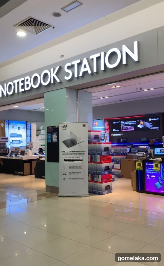 Notebook Station Storefront Interior