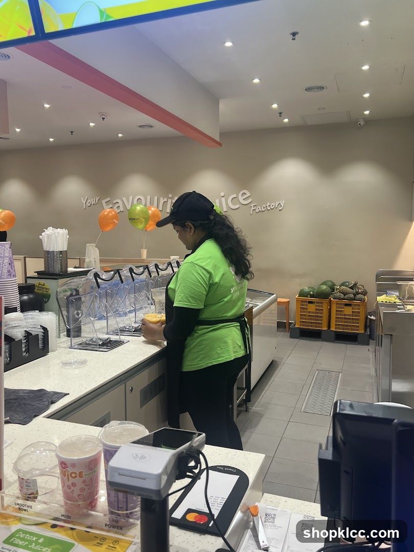 Juice Shop Interior