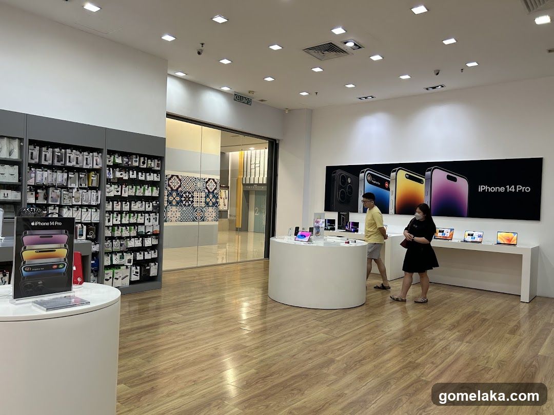 iPhone Store Interior