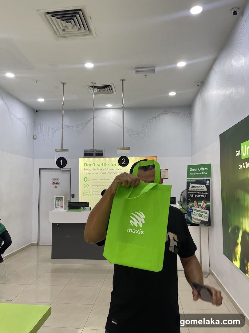 Maxis Aeon Bandaraya