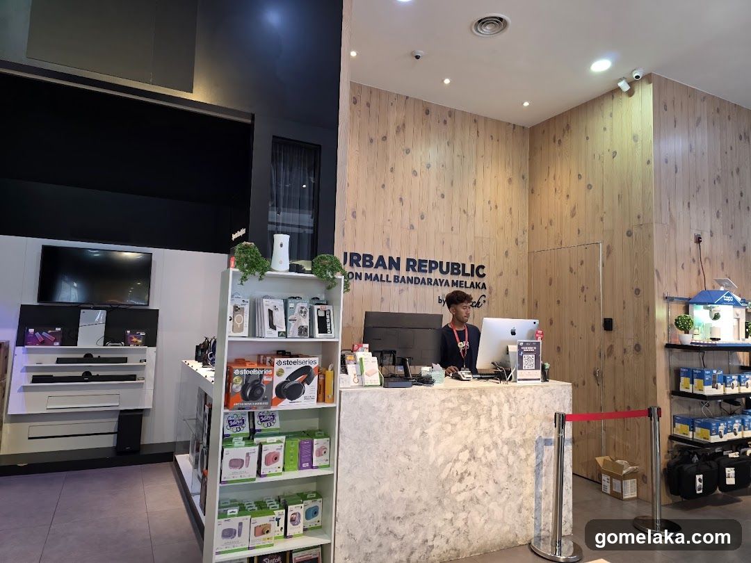 Urban Republic Store Interior