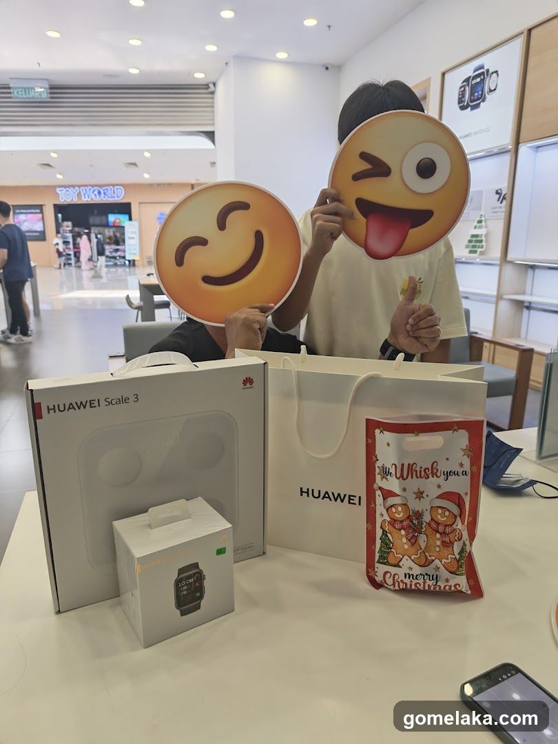 Huawei Store Interior
