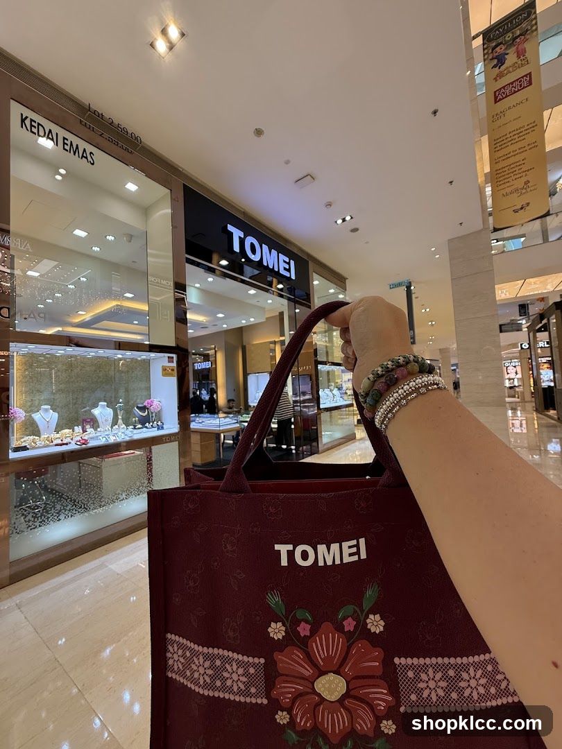 Shopping Bag in Mall