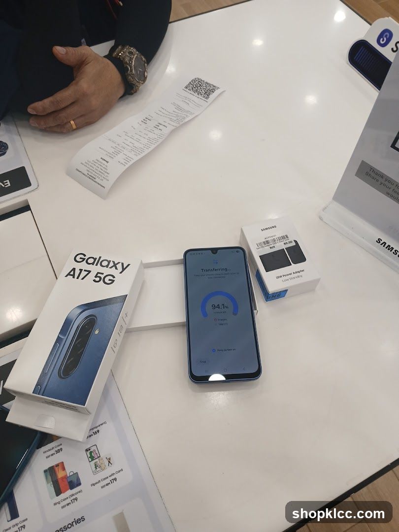 Samsung Experience Store The Gardens
