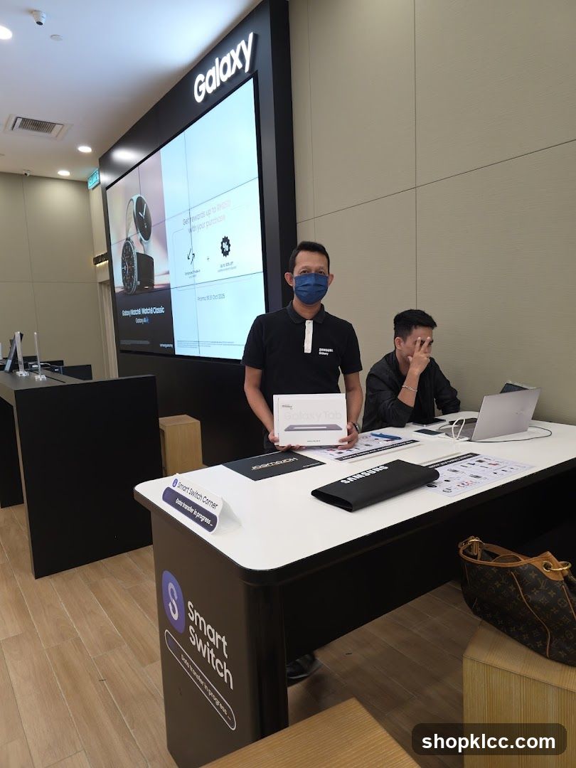 Samsung Galaxy Store Display