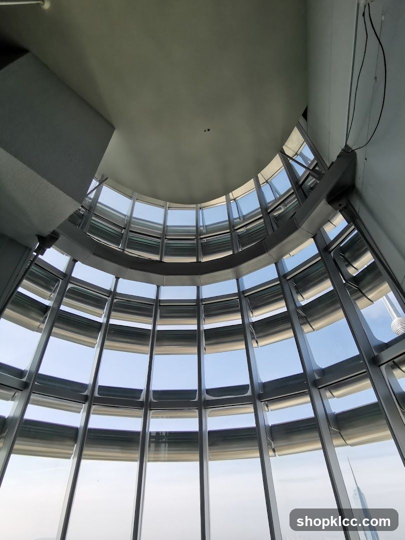 Curved Glass Interior