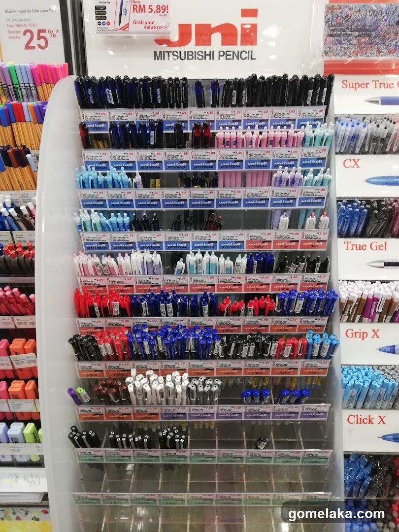 Juni Mitsubishi Pencil Display
