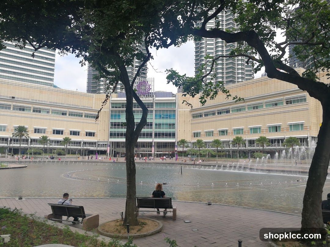 Suria KLCC Fountain