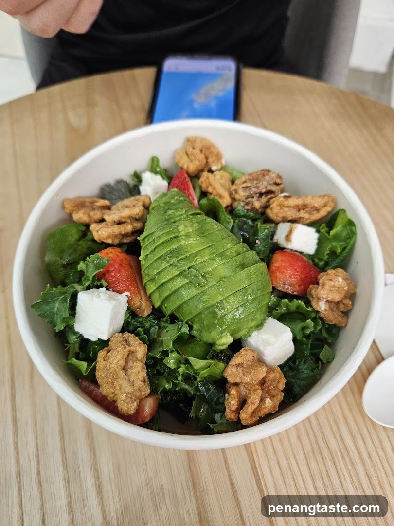Salad with Avocado and Strawberries