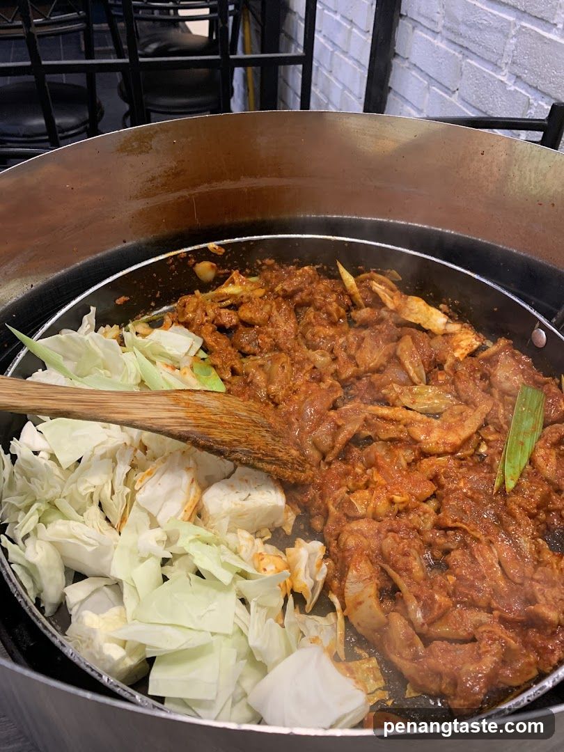 Spicy Stir-Fried Dish