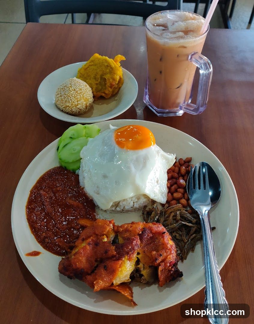 Nasi Lemak with Fried Chicken and Drink
