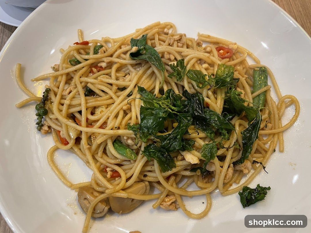 Spaghetti with Basil and Chili
