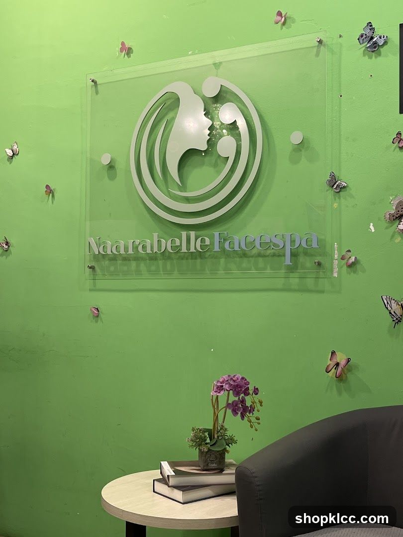 Naarabele Facespa Logo