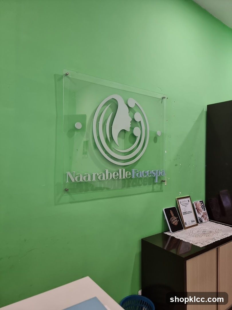 Naarabele Face Spa Sign