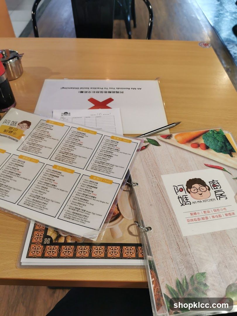 Restaurant Table Setting