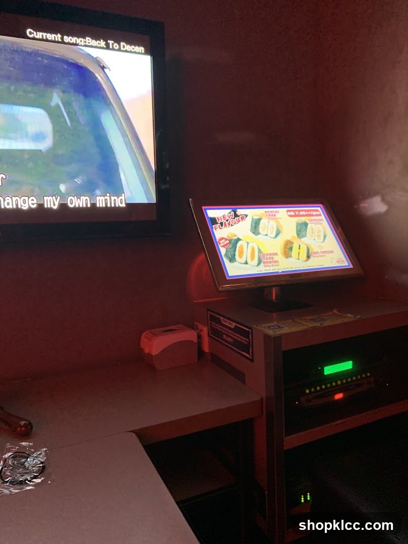 Karaoke screen and menu