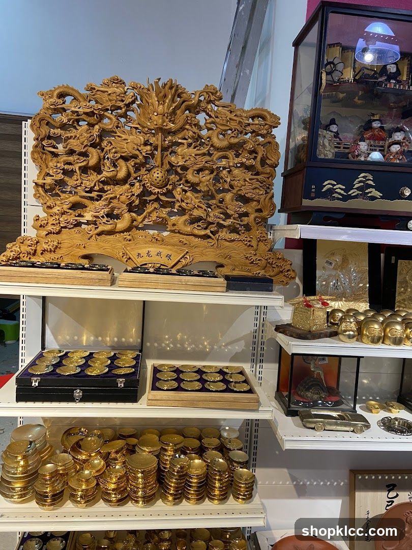 Dragon carving and golden decorative items