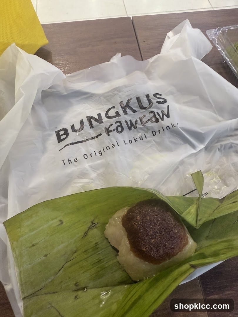 Bungkus Kawaw Food Item