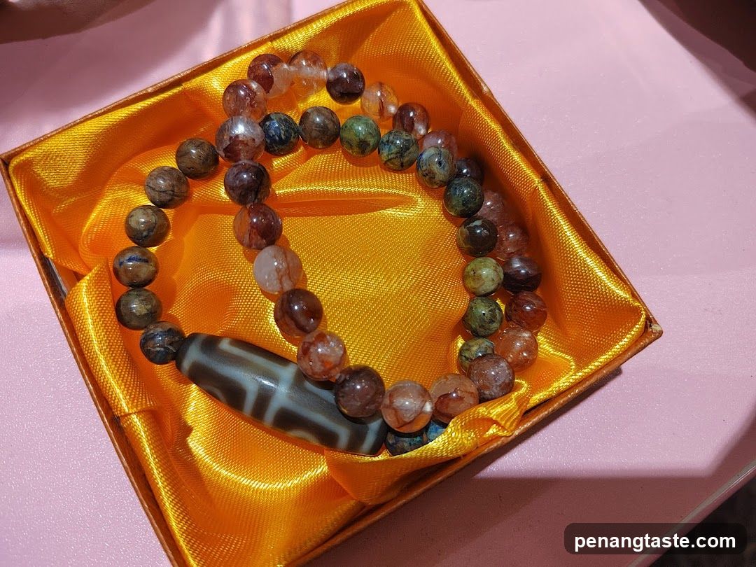 Beaded Bracelet with Dzi Bead