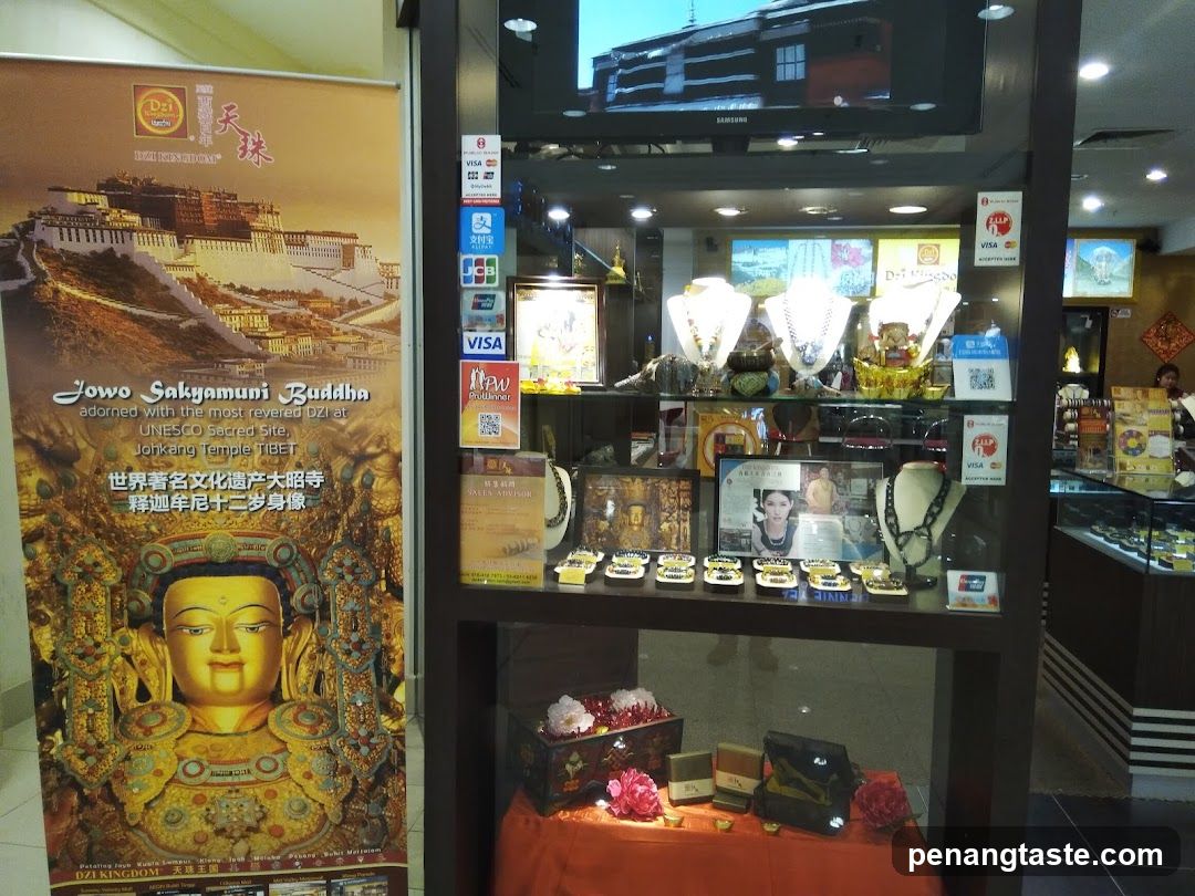 Dzi Kingdom Store Display