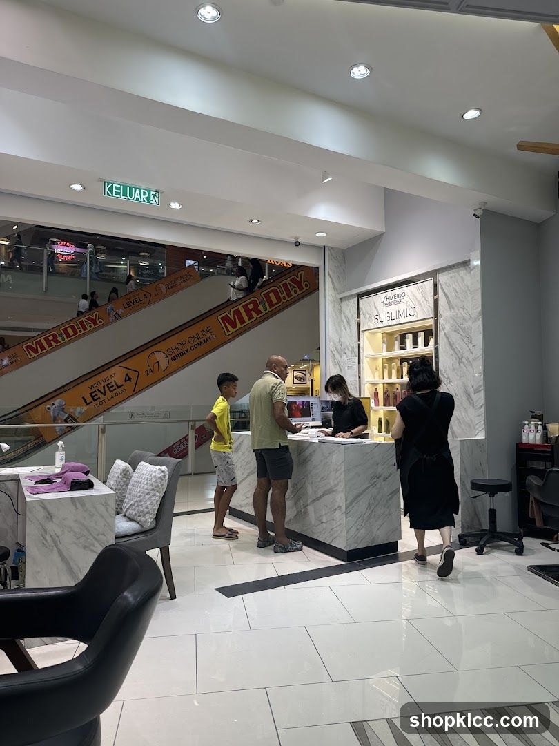 Beauty Salon Counter