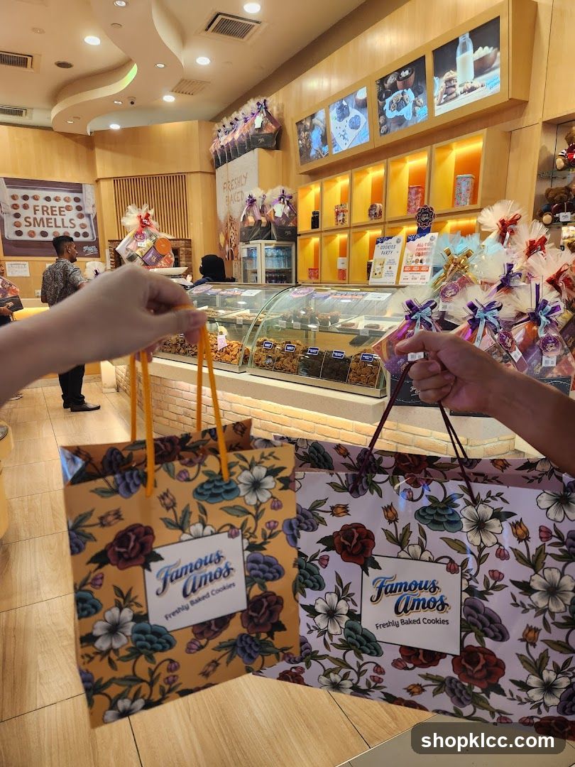 Famous Amos Store Interior