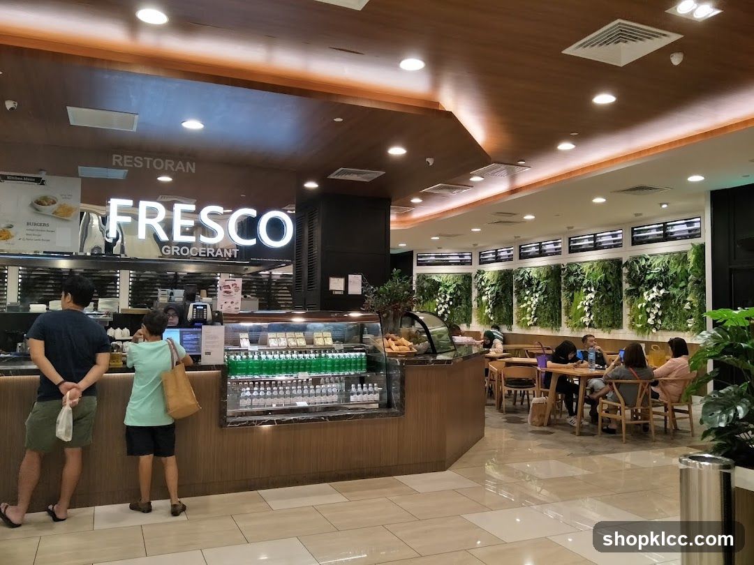 Fresco Grocerant Interior