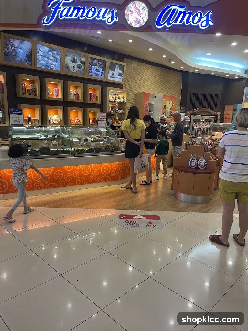 Famous Amos Store Interior