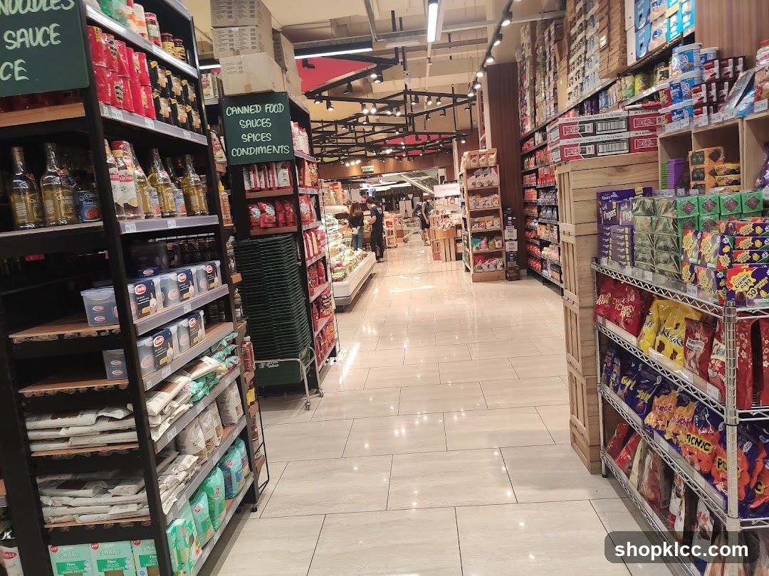 Supermarket Aisle