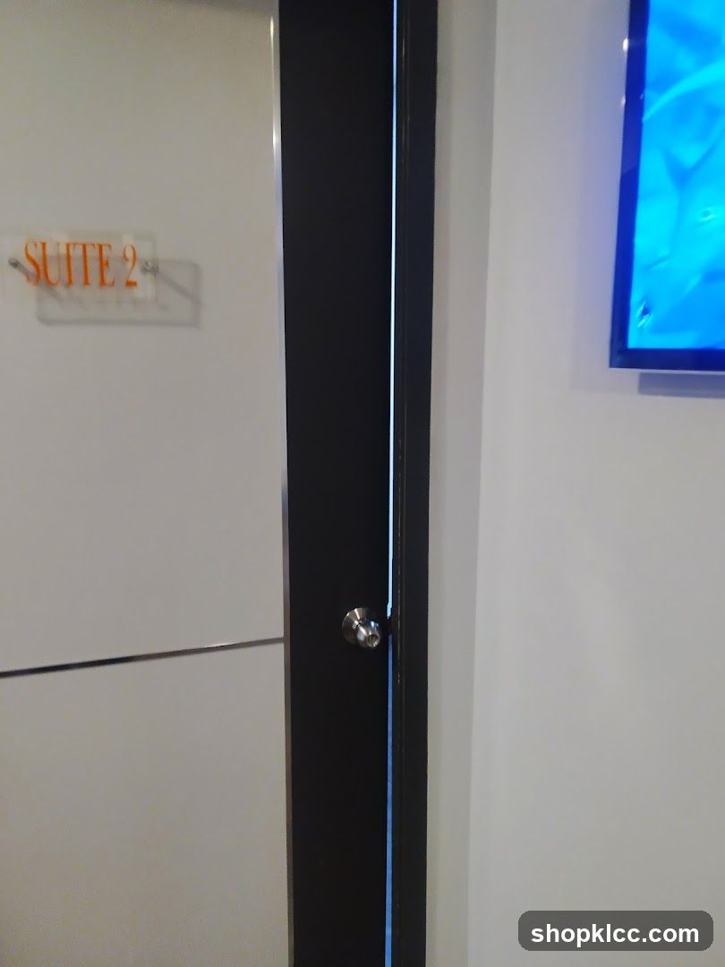 Suite 2 Door