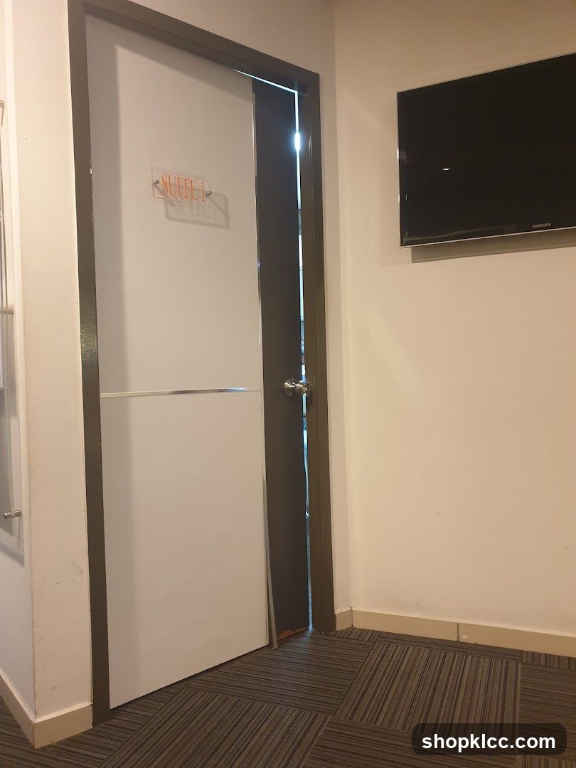 Suite 1 Door