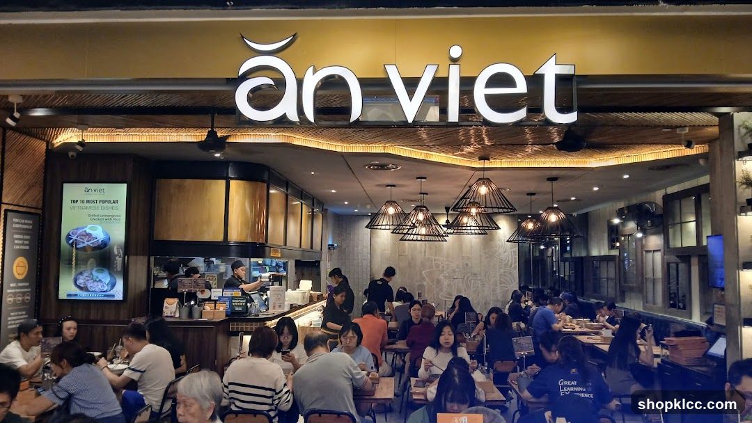An Viet Restaurant Interior