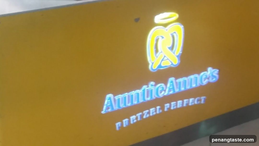 Auntie Anne's Logo