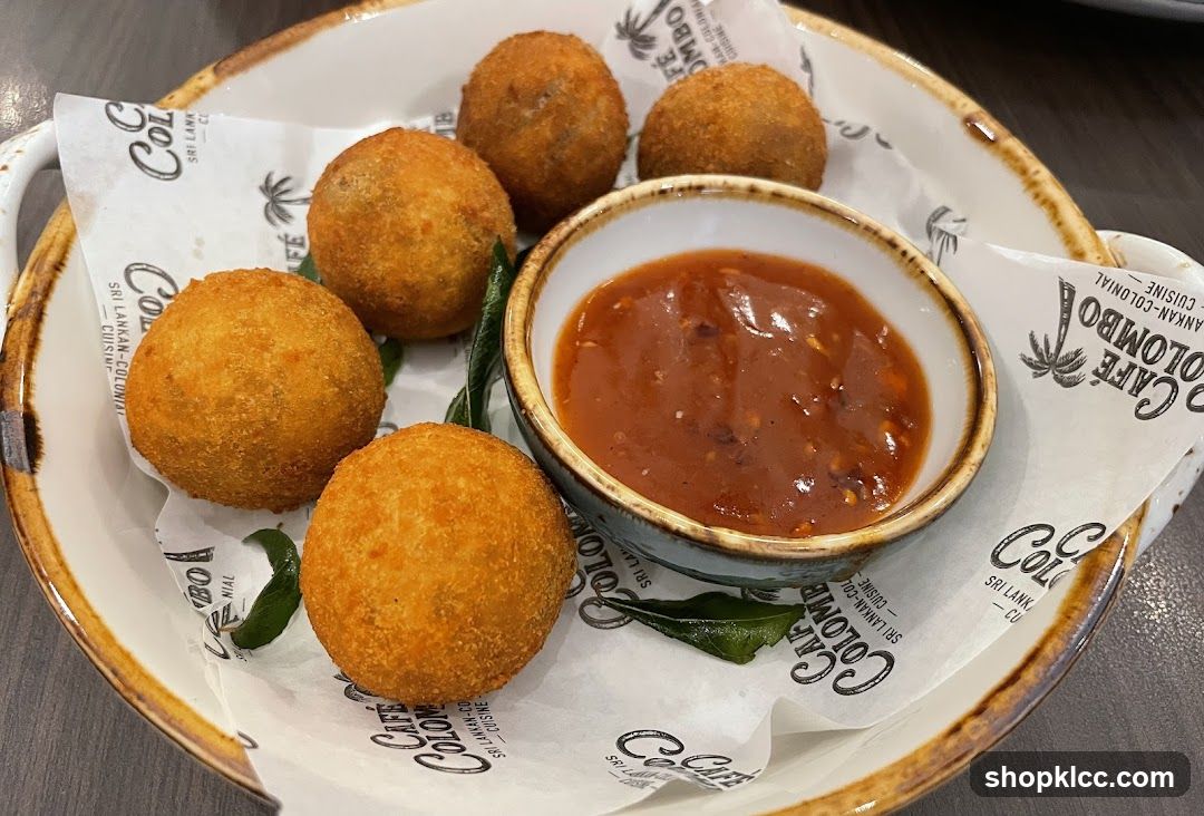 Fried Snacks with Dip