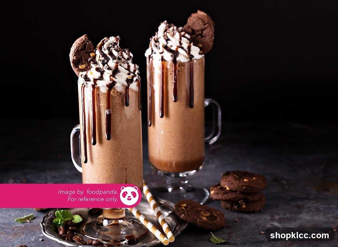 Chocolate Milkshakes with Cookies