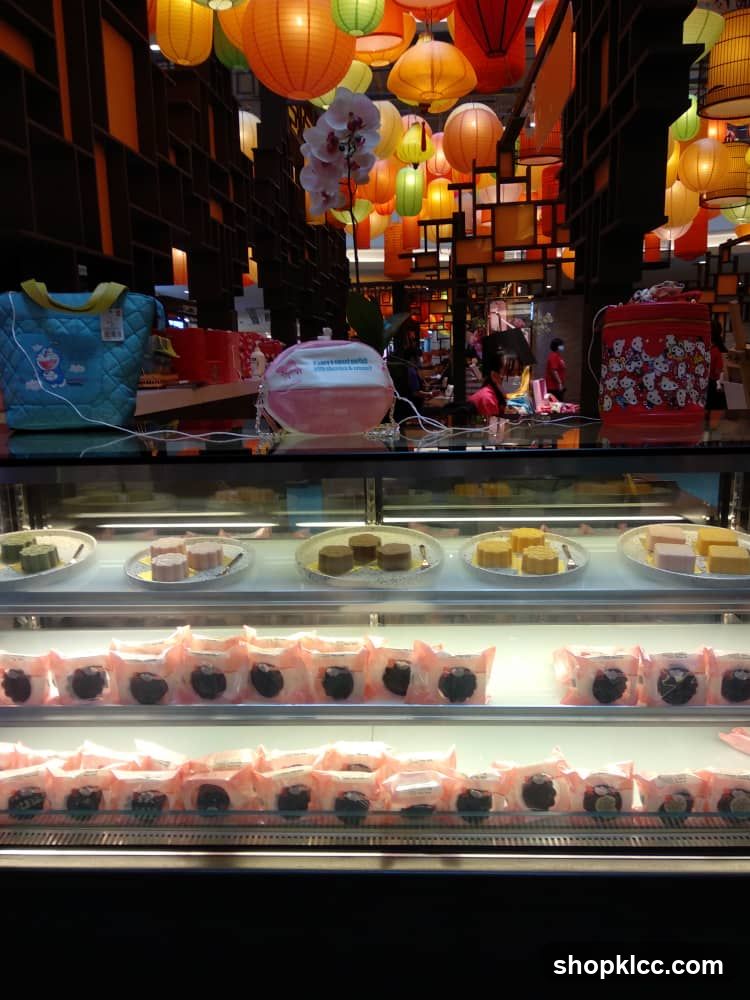Dessert Display