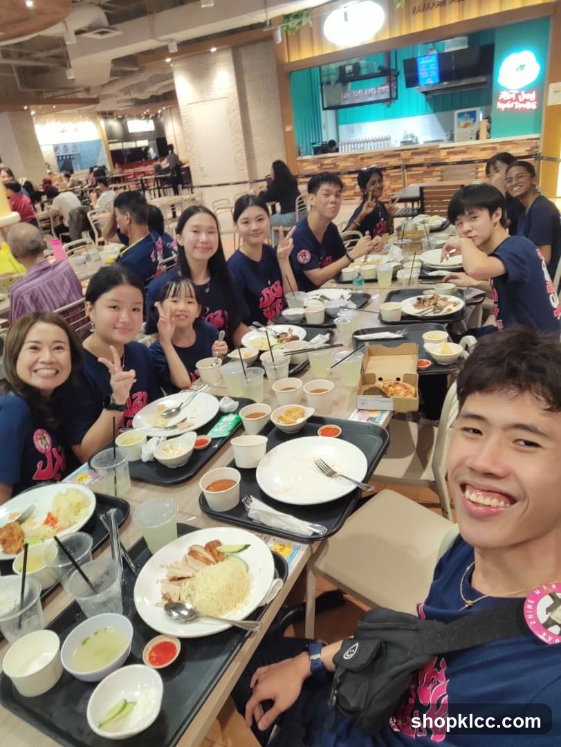 Group dining at a food court