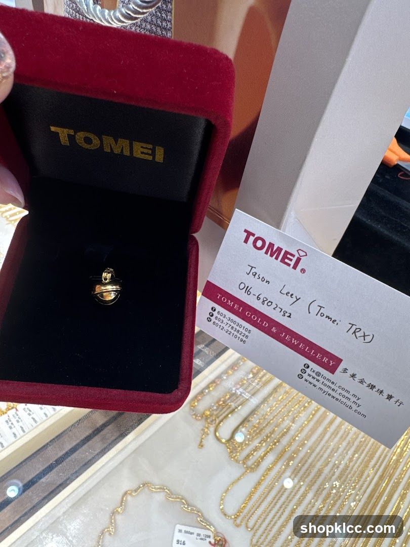 Tomei Gold and Jewellery Display