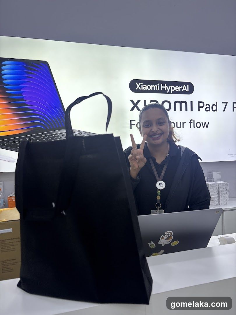 Xiaomi Store Interior