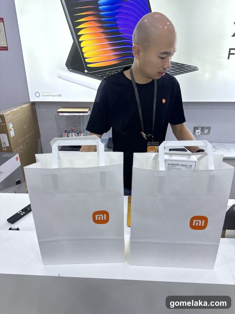 Xiaomi Store Interior