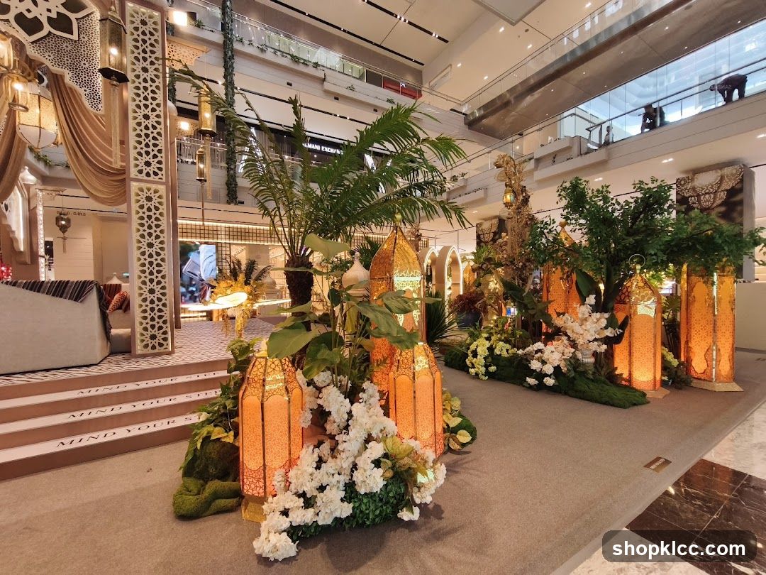 Ramadan-themed mall decoration