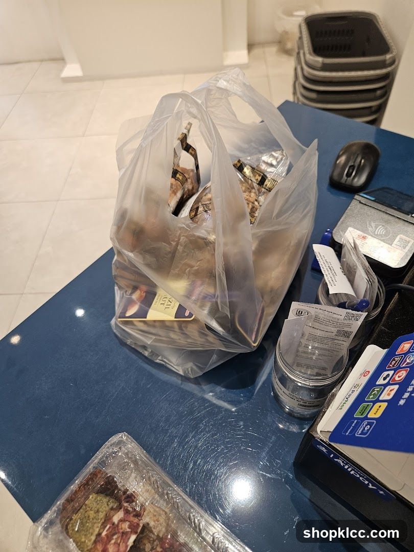 Takeaway food and payment terminal