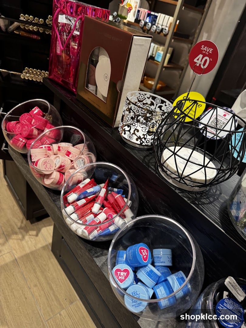 Bath and Body Works Display